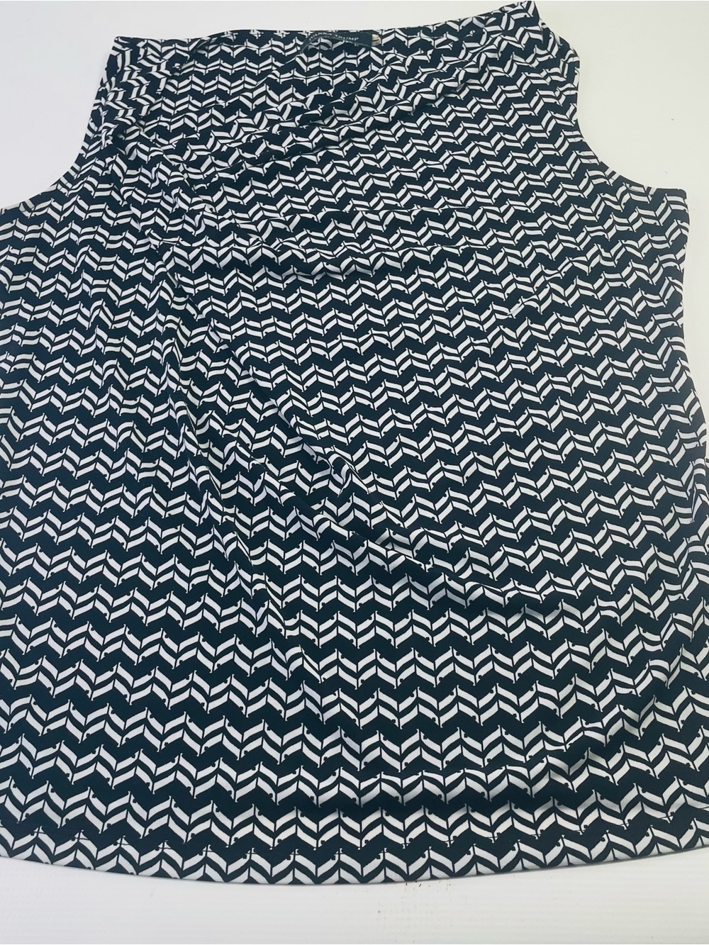 Ivanka Trump Black and White Geometric Sleeveless Top Drape Design Size M